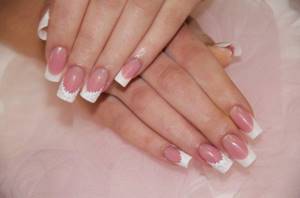 Arched French manicure 2022 - manicure photo