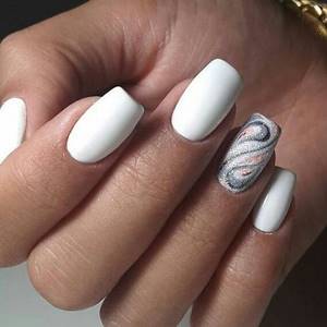 White manicure 2022 - stylish nail design ideas photo #7