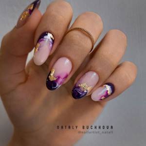 Shiny manicure with foil 2022-2023: the best nail design ideas with foil - photo