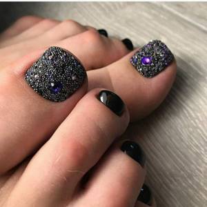 Black pedicure with inlay