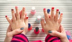 Children&#39;s manicure on short nails with gel polish. Photos, ideas on how to do it at home 