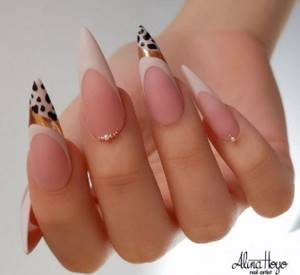 design with a jacket in matte manicure