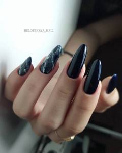Long black marble manicure with tips