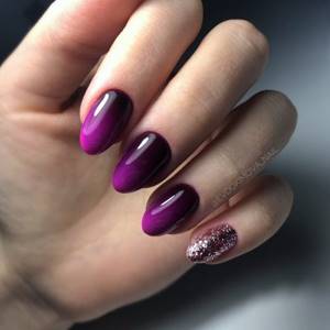 Purple gradient manicure.