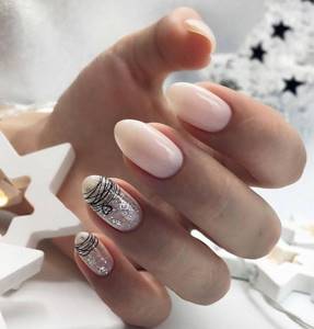 nail shape for milky manicure