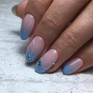 Gradient on nails