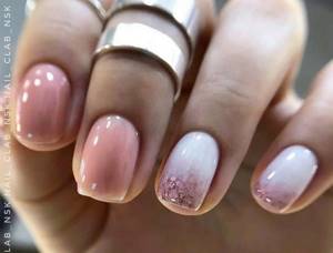 gradient in manicure design