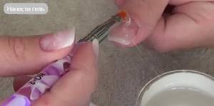 Use thick gel to shape the nail
