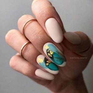 Ideal manicure for oval nails 2022-2023: chic new designs in the photo