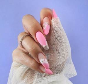 Amazing wedding manicure 2022-2023: top 12 design trends