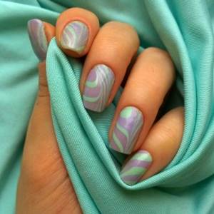 How to correctly combine colors and decor in a two-tone manicure with photo examples