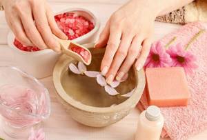 How to strengthen your nails at home: 9 effective recipes