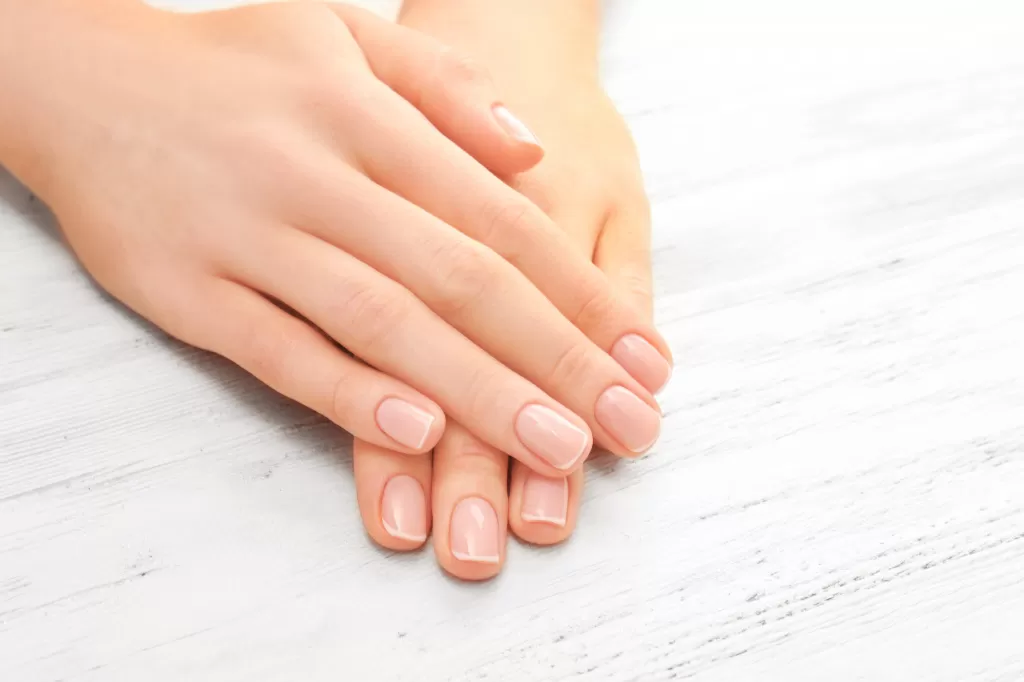 What shapes are suitable for natural nails?