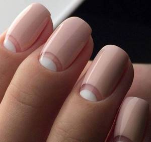 what manicure to do under a pink dress