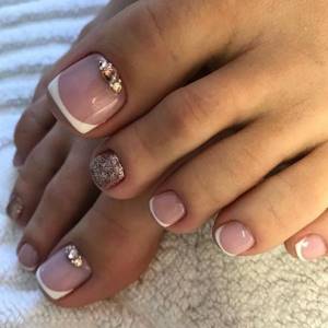 Beautiful pedicure 2022-2023 - photos of pedicure ideas, new items and current trends