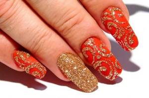 red and gold manicure