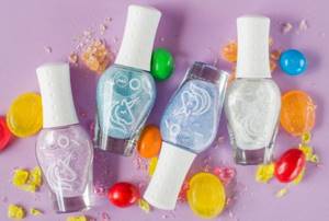 Glitter nail polishes: transparent, colored. Rating 2022, prices, reviews 