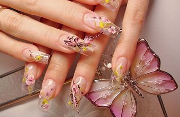 Nail sculpting made with acrylic