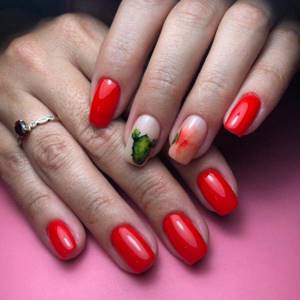 Summer red manicure 2020