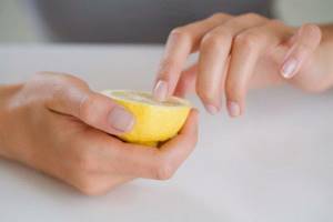 Lemon - How to quickly grow nails at home
