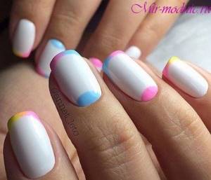 Manicure with gel polish 2022 fashion trends photo spring summer