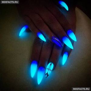 Manicure with glow-in-the-dark polish – the best brands and ideas