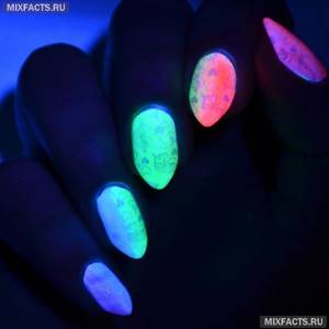 Manicure with glow-in-the-dark polish – the best brands and ideas