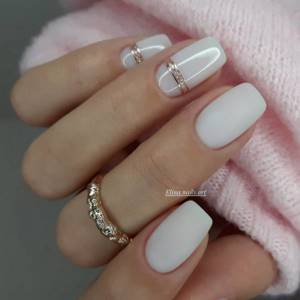 milky manicure on square nails