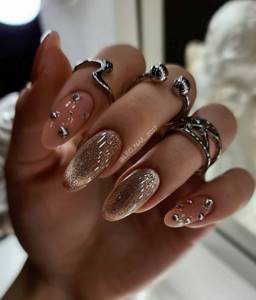 Manicure for New Year 2023 in the best modern traditions