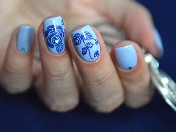 Manicure using stencils