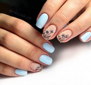 Manicure with soft blue shades for spring