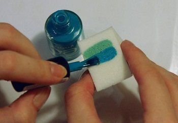 Manicure with a sponge