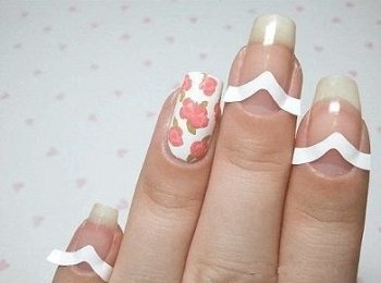 Manicure with stencils