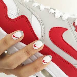 Nike-style manicure