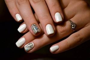 Manicure in minimalist style 2021-2022 (190 photos of the best designs)