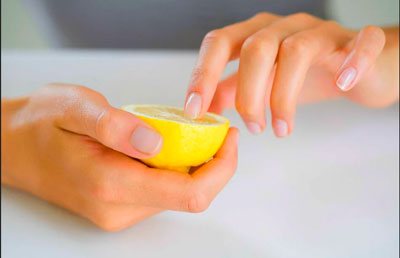 Mask for nail growth at home with lemon