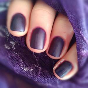 Matte nail polish