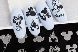 Mickey Mouse on nails. Design, photos, drawings 