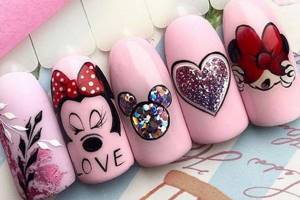 Mickey Mouse on nails. Design, photos, drawings 