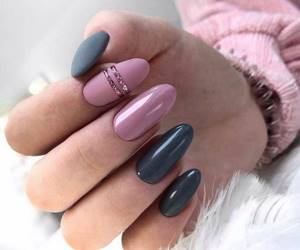 Fashionable colors in manicure 2020