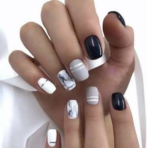 Marble - Black and white manicure