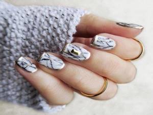 Marble manicure with gel polish for short and long nails. Photo, design 