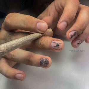 Men&#39;s manicure with coating and design photo_1