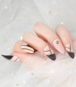 false nails with designs