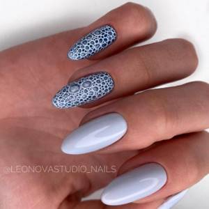 Extraordinary foam manicure - the latest nail trend of 2022
