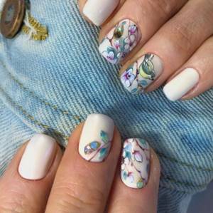 The most delicate floral manicure with gel polish 2022 new 55 photos
