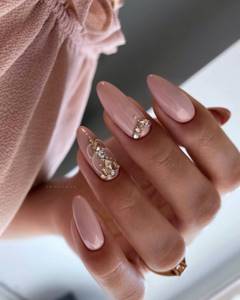 Nude manicure 2022-2023: best nail design ideas - photos