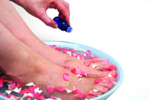 Do-it-yourself pedicure at home: step-by-step instructions. Hardware pedicure: step-by-step instructions with photos 