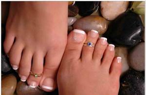 French pedicure how to do it yourself