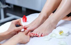 Pedicure during pregnancy - what is possible